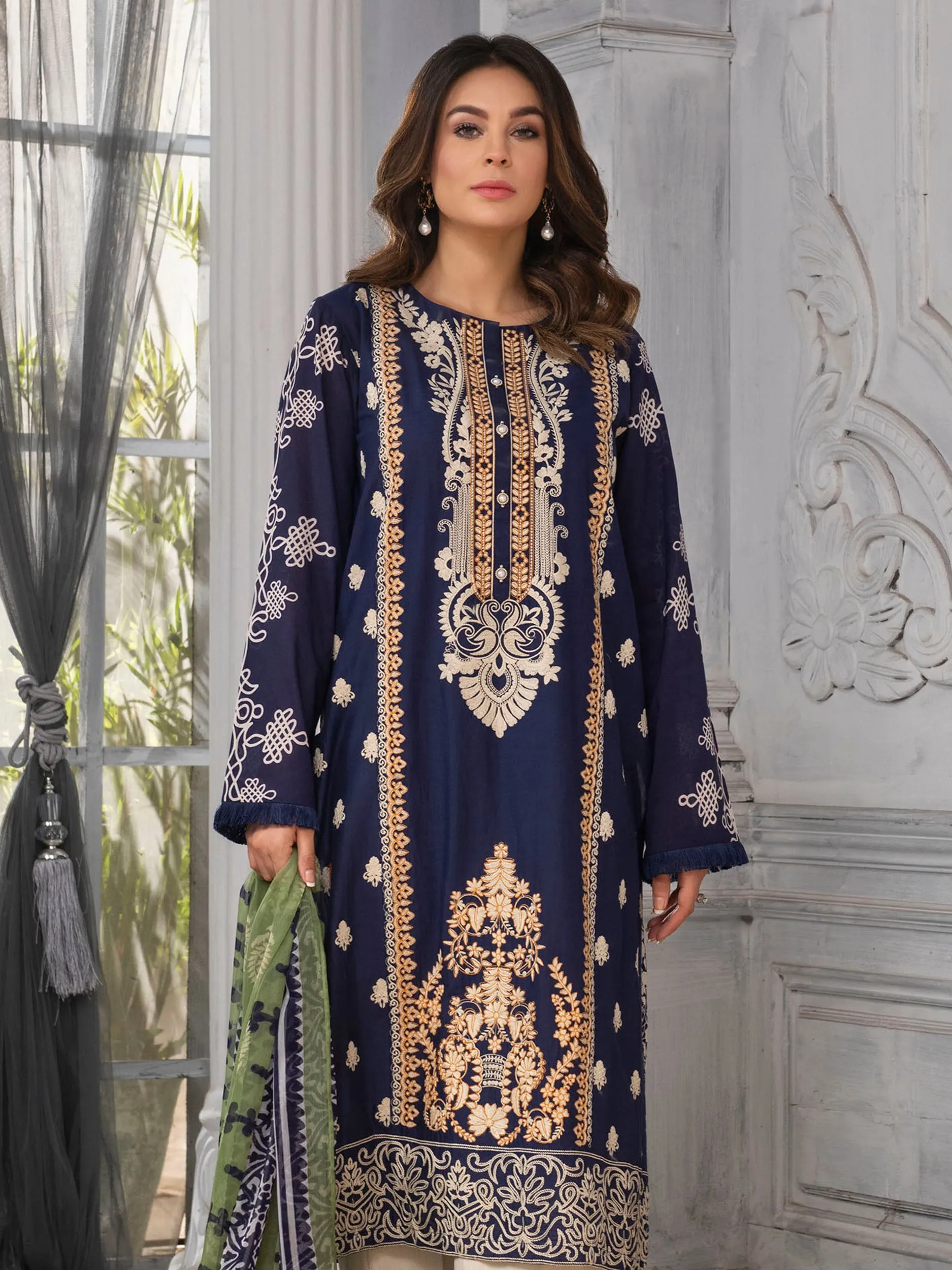 2 Piece Embroidered Lawn Suit