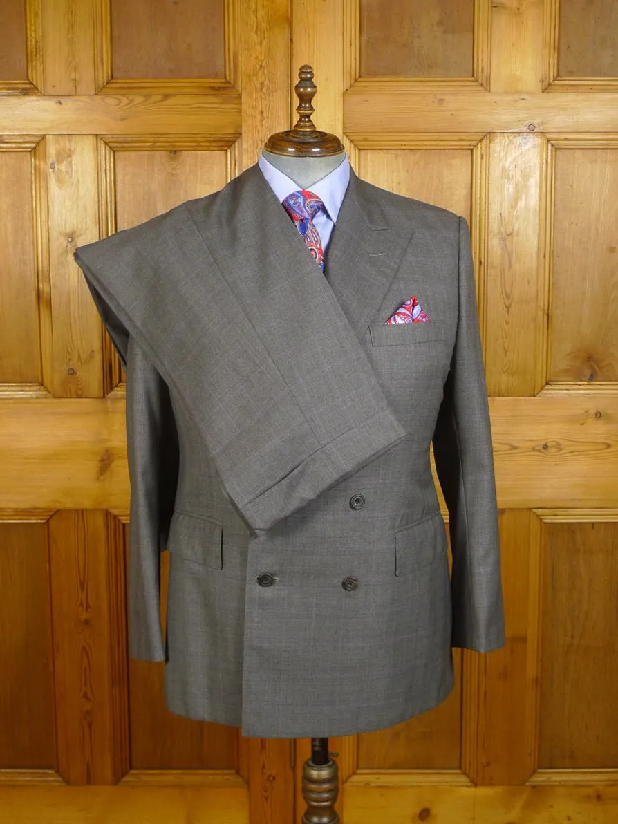 23/0825 immaculate 2009 henry rose savile row bespoke grey check 3-piece loro piana cashmere & silk suit 40-41 short to regular