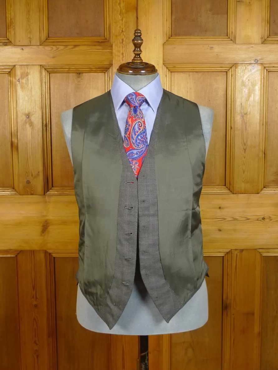 23/0825 immaculate 2009 henry rose savile row bespoke grey check 3-piece loro piana cashmere & silk suit 40-41 short to regular