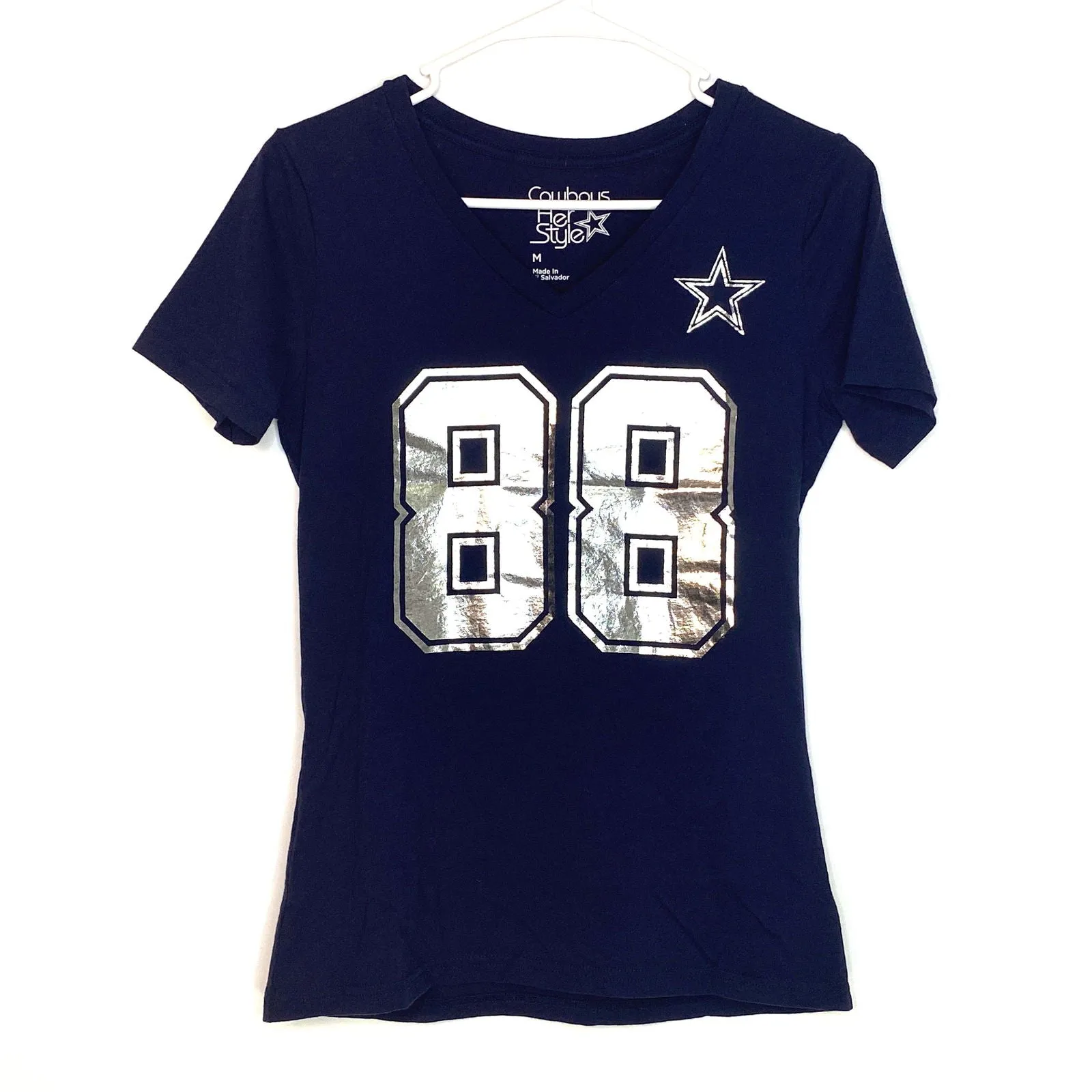 Chic Cowboys Womens Blue T-Shirt - #88 Dez Bryant Silver Numbers - Size M