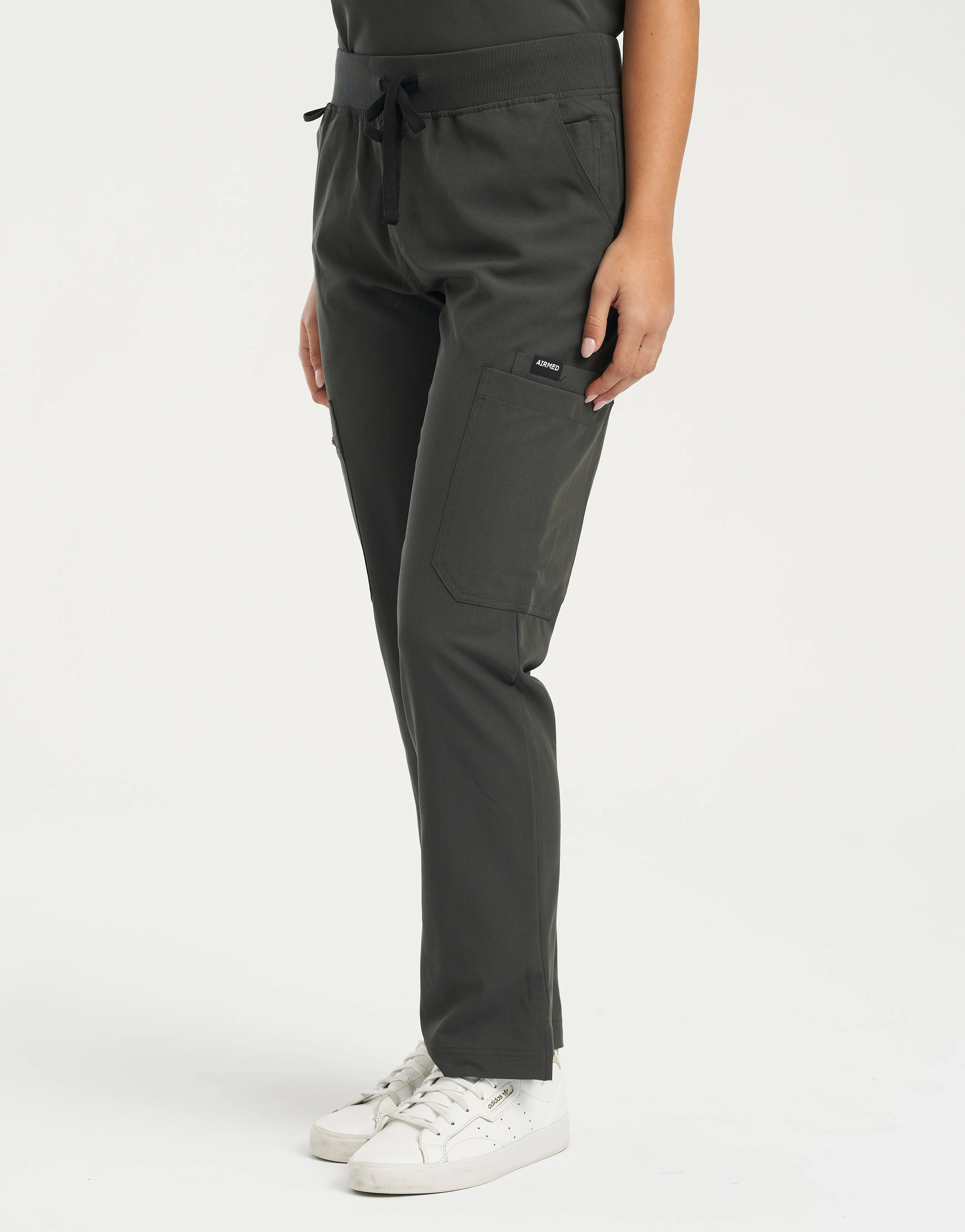 Essential Multi-Pocket Scrub Pants - Asphalt