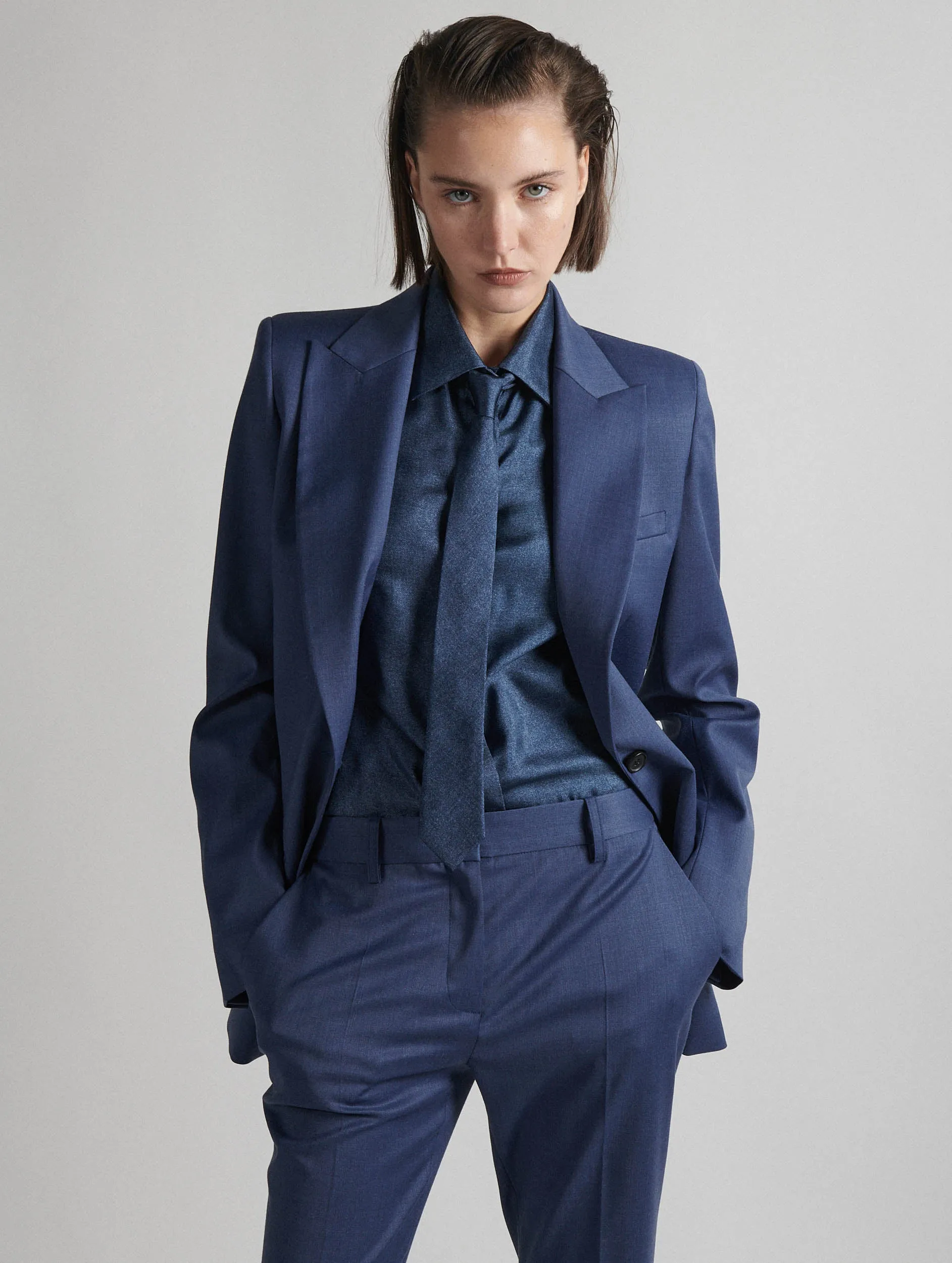 Fitted jacket in blue stretch wool gabardine