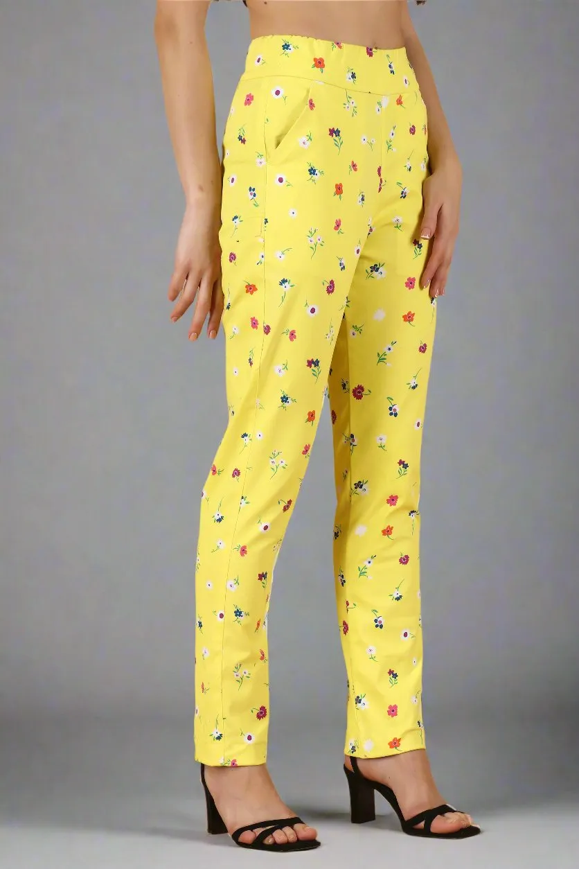 Lemon Printed Lycra Pant