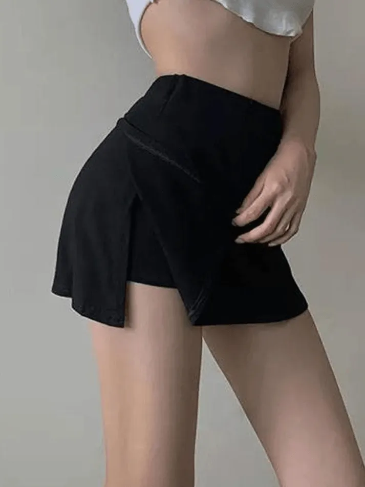 Lined Detail Graceful Split Mini Skirt