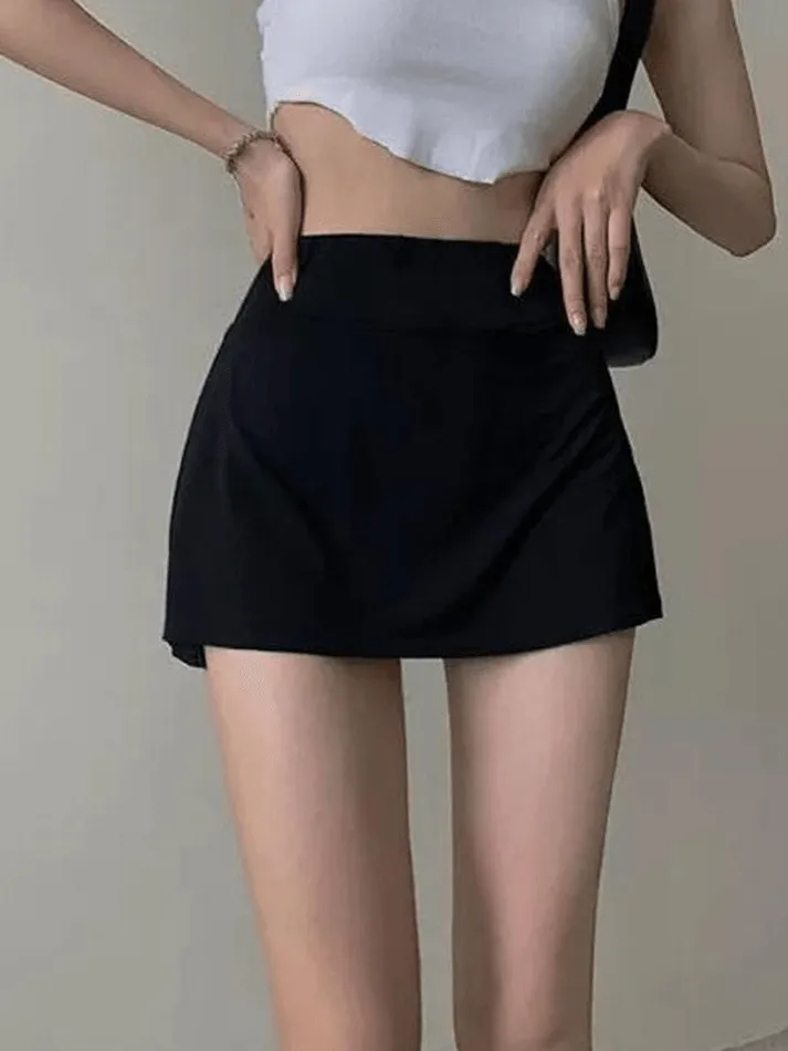 Lined Detail Graceful Split Mini Skirt