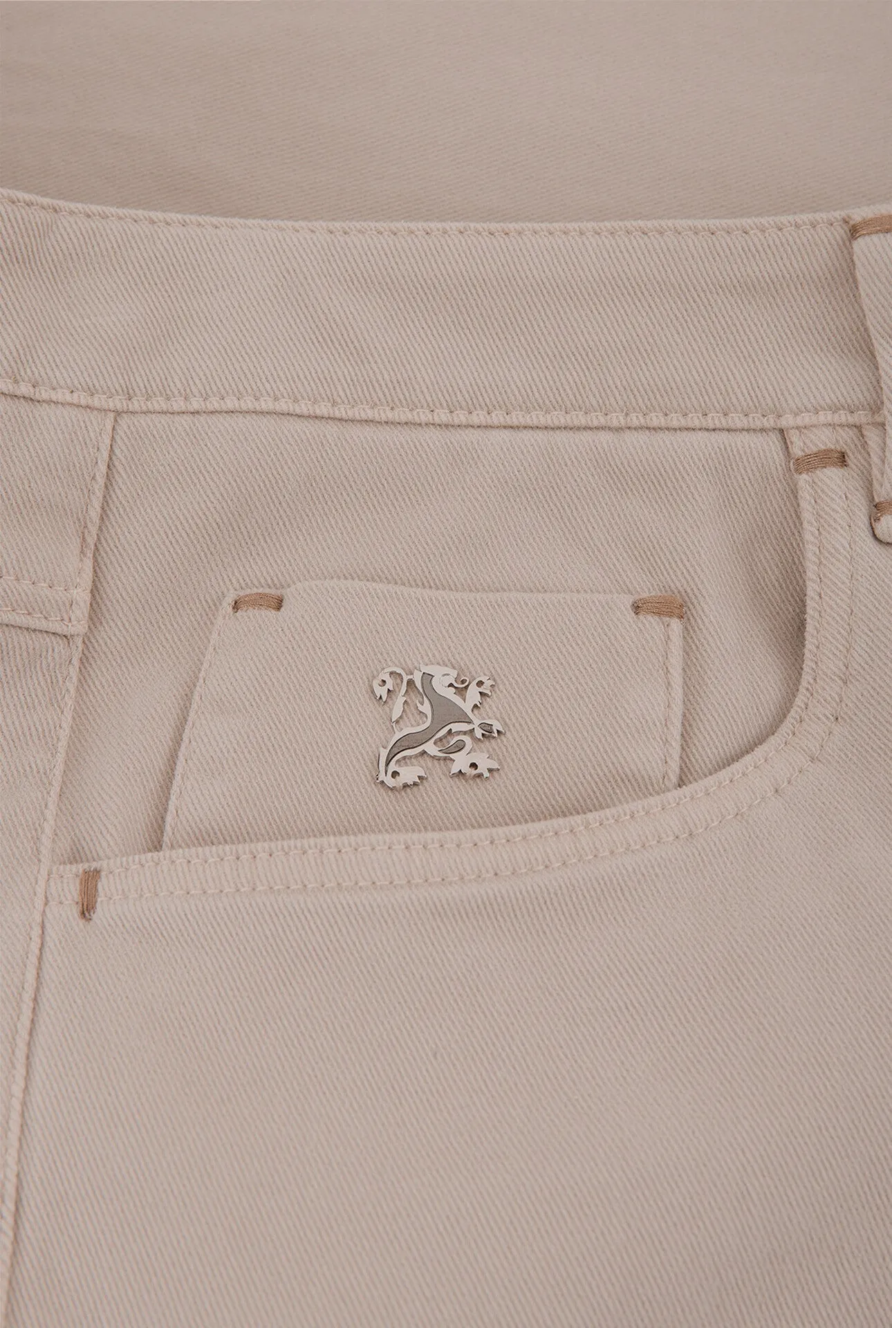 Slim Fit Jeans with Art Express Knot Embroidery