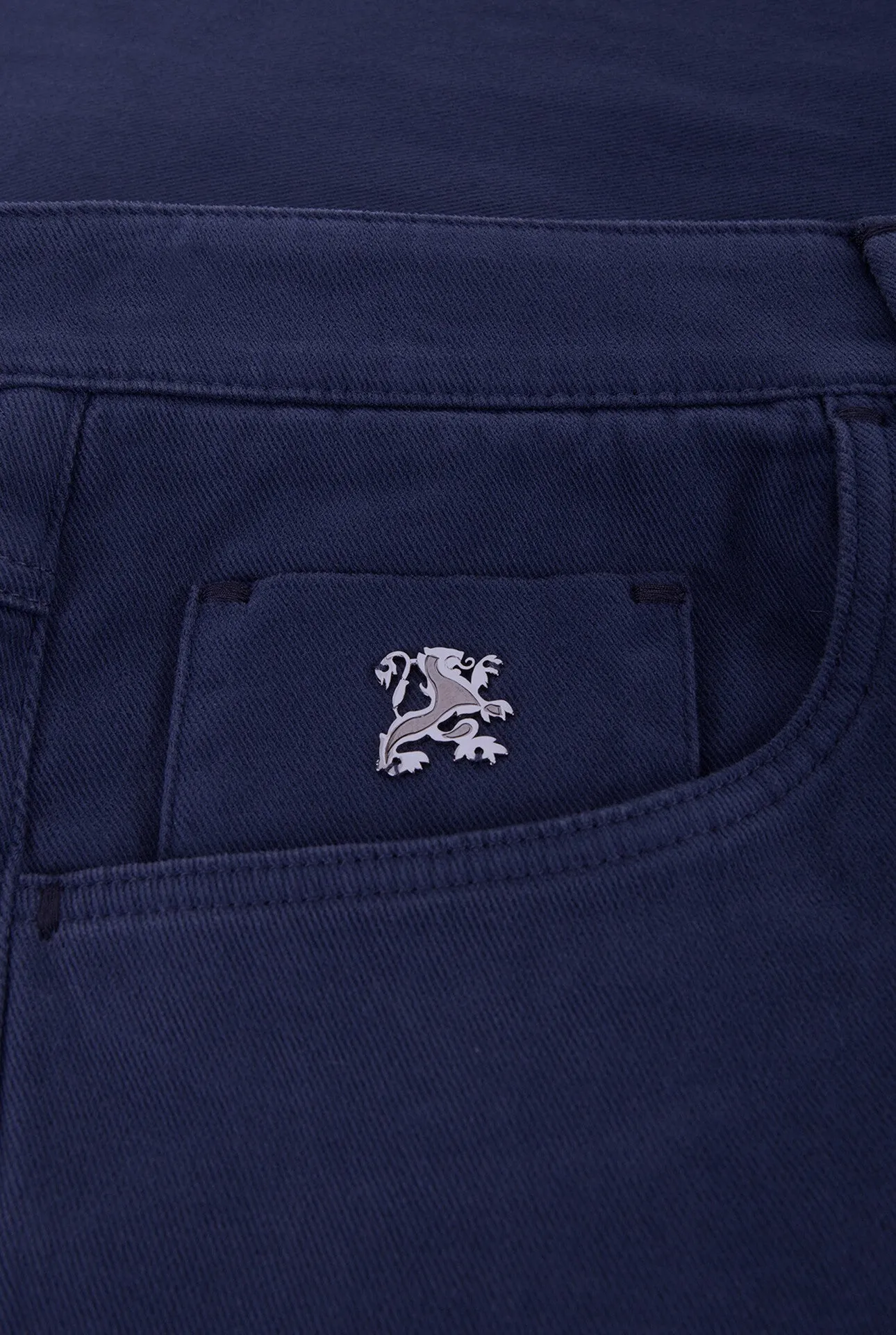 Slim Fit Jeans with Art Express Knot Embroidery